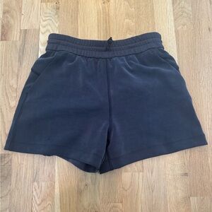 Lululemon Softstream High-Rise Shorts 4”